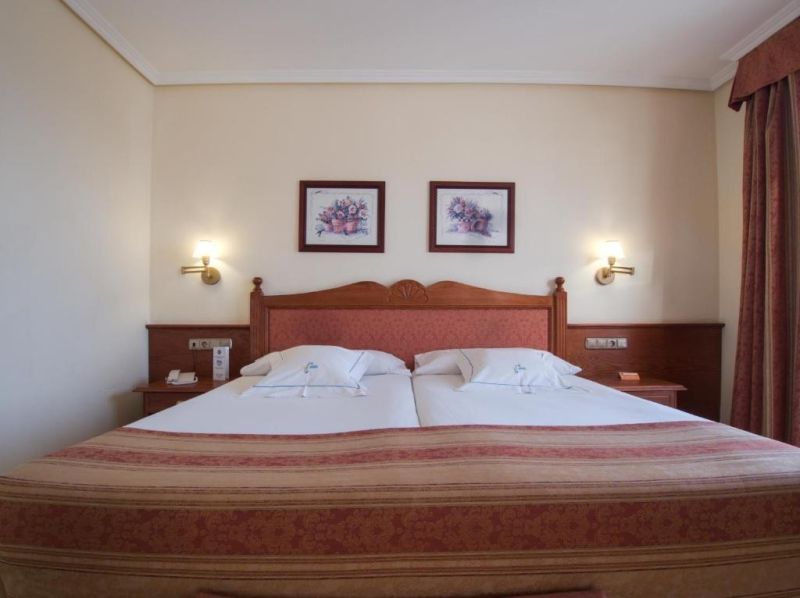 Puhkus, millest oled kaua unistanud Zentral Center 4* hotellis Tenerifel! 1