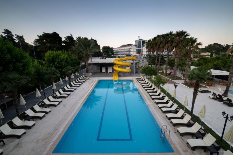 Meeldiv puhkus GRAND HOTEL DERIN  4* hotellis Türgis!