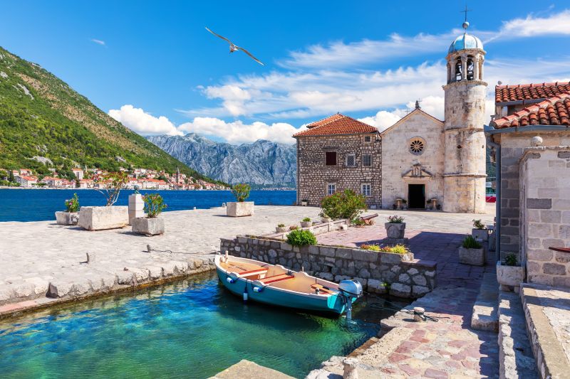 Rohelusega täidetud puhkus 3* POD LOZOM ROOMS & APARTMENTS hotellis Montenegros!