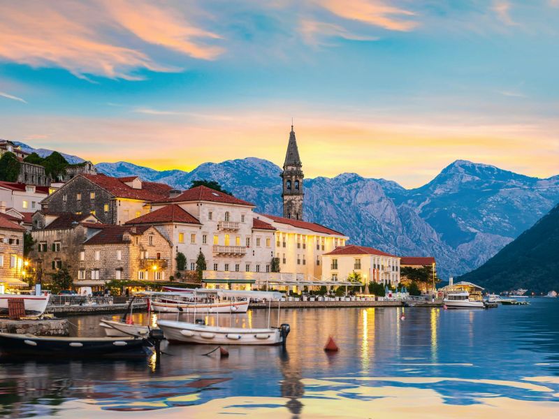 Rahulik puhkus 3* APARTMENTS KRALJ S hotellis Montenegros