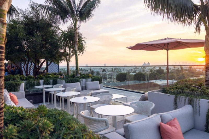 Inglite linn Los Angeles 4* hotellis THE GODFREY HOTEL HOLLYWOOD!